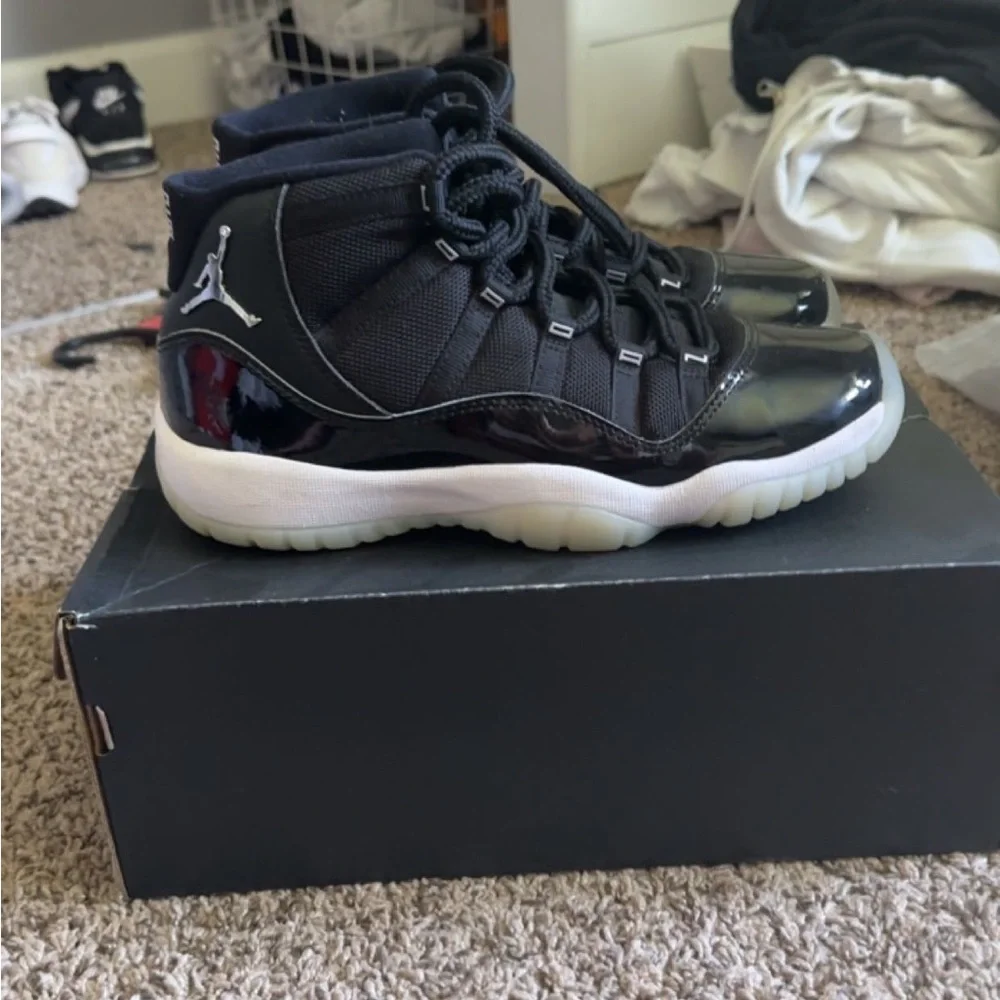 COPY - Air Jordan 11 Retro (GS) Jubilee - Picture 1 of 5